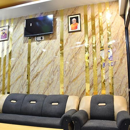 Hotel Kalika Residency Akalkot Екстер'єр фото