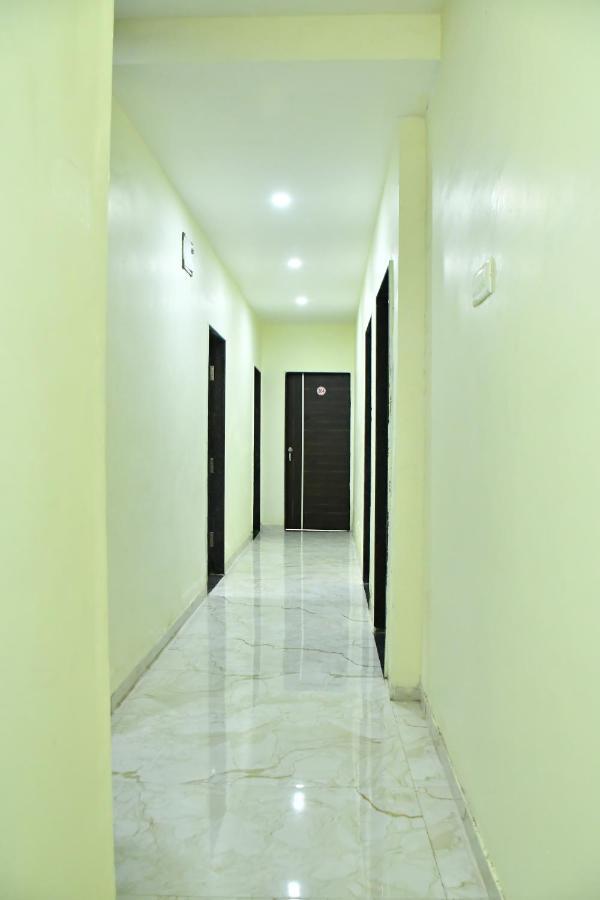 Hotel Kalika Residency Akalkot Екстер'єр фото