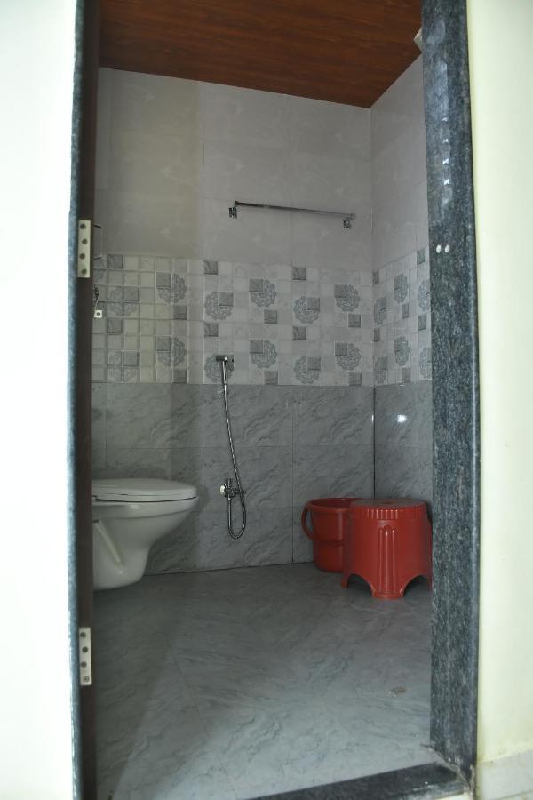 Hotel Kalika Residency Akalkot Екстер'єр фото