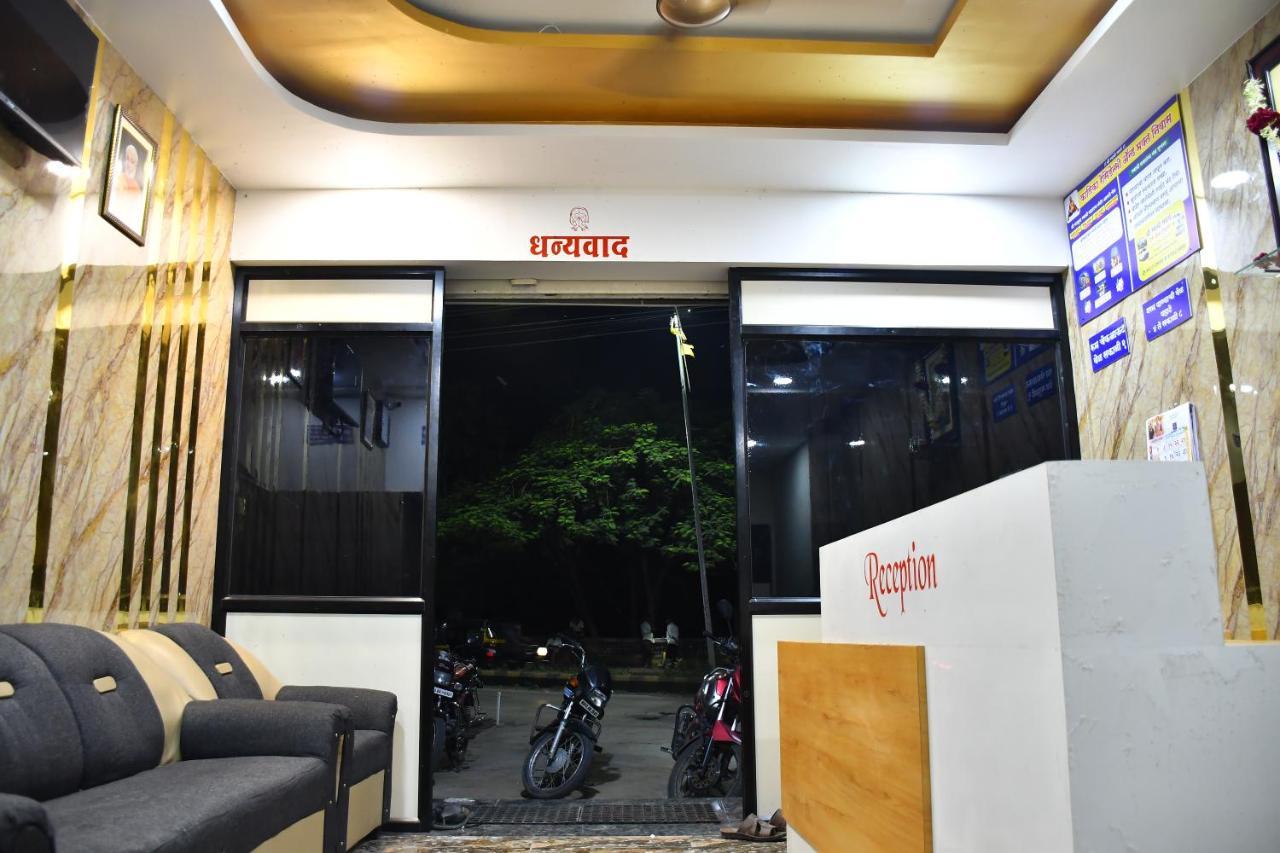 Hotel Kalika Residency Akalkot Екстер'єр фото