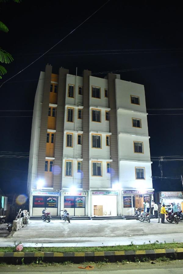 Hotel Kalika Residency Akalkot Екстер'єр фото
