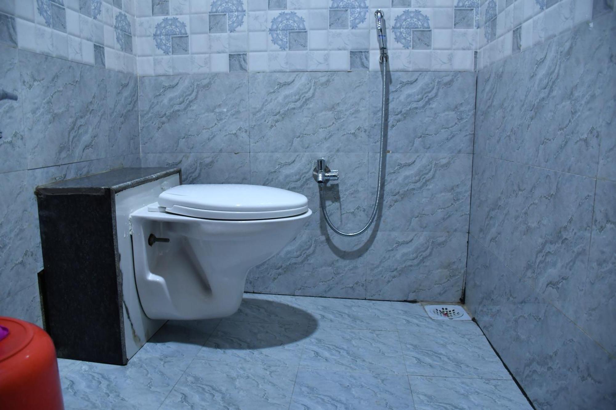 Hotel Kalika Residency Akalkot Екстер'єр фото